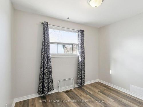 158 Rodda Blvd, Toronto, ON - Indoor Photo Showing Other Room