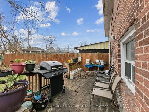 158 Rodda Blvd, Toronto, ON - Outdoor