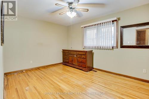 7061 Dolphin Street, Niagara Falls (212 - Morrison), ON - Indoor Photo Showing Other Room