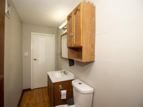 406 Synidcate Avenue N, Thunder Bay, ON - Indoor Photo Showing Bathroom