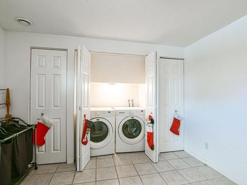 Chambre Ã Â coucher - 732 Carré Étienne-Blyth, Saint-Jérôme, QC - Indoor Photo Showing Laundry Room