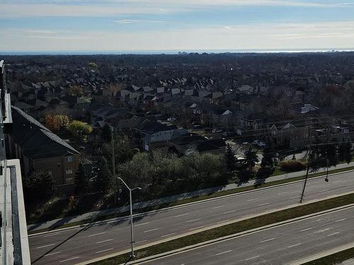 Ph19-395 Dundas St W, Oakville, ON - Outdoor With View