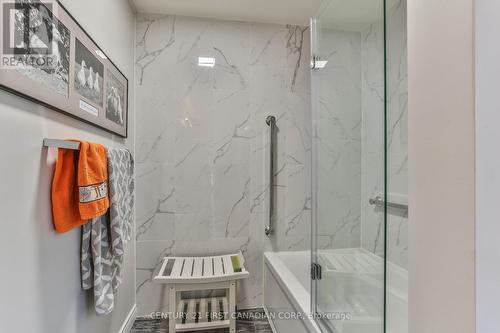 195927 19Th Line, Zorra (Kintore), ON - Indoor Photo Showing Bathroom