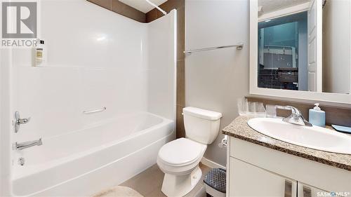 5238 Mitchinson Way, Regina, SK - Indoor Photo Showing Bathroom