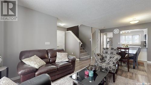 5238 Mitchinson Way, Regina, SK - Indoor Photo Showing Living Room