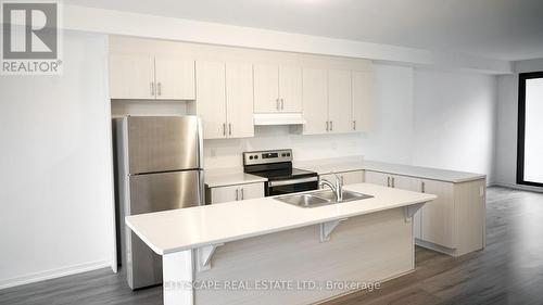 6 Pegler Street E, Ajax, ON - Indoor Photo Showing Kitchen With Stainless Steel Kitchen With Double Sink With Upgraded Kitchen