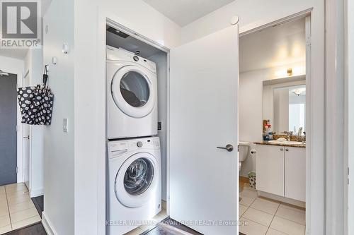 915 - 8 Trent Avenue, Toronto, ON - Indoor Photo Showing Laundry Room