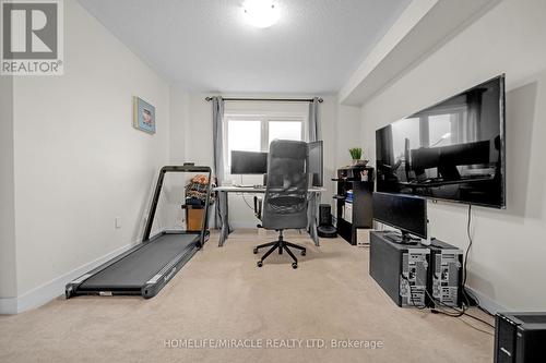 948 Kicking Horse Path N, Oshawa, ON - Indoor Photo Showing Office