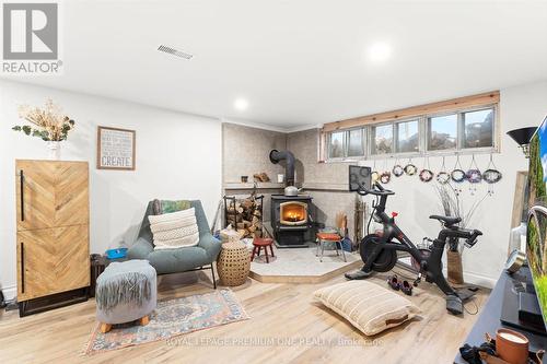 7 North Heights Road, Toronto, ON - Indoor Photo Showing Gym Room