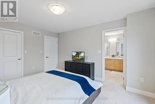 Unit 2 - 745 Chelton Road, London, ON - Indoor Photo Showing Bedroom