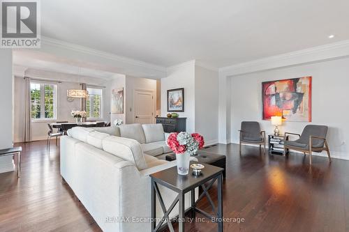 139 Wilson Street, Oakville (Old Oakville), ON - Indoor Photo Showing Living Room