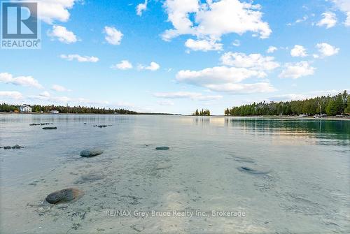 660 Dorcas Bay Road, Northern Bruce Peninsula, ON 