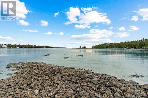 660 Dorcas Bay Road, Northern Bruce Peninsula, ON 