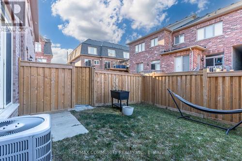 31 Padbury Trail, Brampton, ON - Outdoor