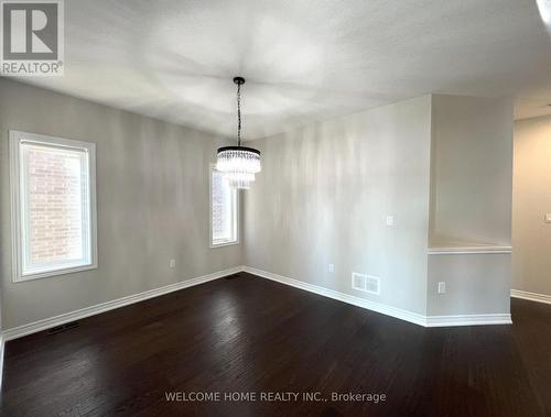 100 Dolomiti Court, Hamilton, ON - Indoor Photo Showing Other Room