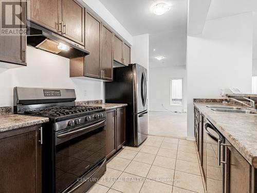 264 Diana Drive, Orillia, ON - Indoor Photo Showing Kitchen With Double Sink