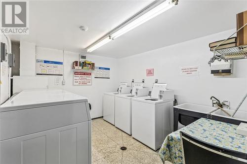 2144 Pelissier Street, Windsor, ON - Indoor Photo Showing Laundry Room