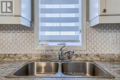 62 - 975 Whitlock Avenue, Milton, ON - Indoor Photo Showing Kitchen With Double Sink