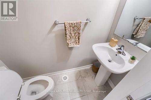 62 - 975 Whitlock Avenue, Milton, ON - Indoor Photo Showing Bathroom