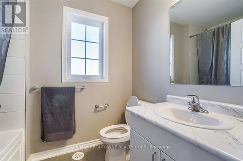 62 - 975 Whitlock Avenue, Milton, ON - Indoor Photo Showing Bathroom