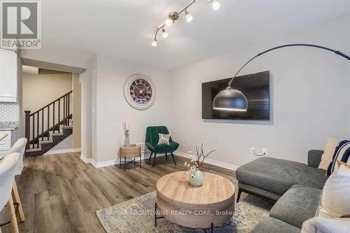 62 - 975 Whitlock Avenue, Milton, ON - Indoor Photo Showing Living Room