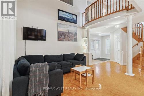 11 Sheardown Trail, Caledon, ON - Indoor Photo Showing Living Room