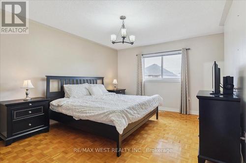 11 Sheardown Trail, Caledon, ON - Indoor Photo Showing Bedroom