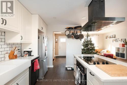 581 Saugeen Crescent, Peterborough (Ashburnham), ON - Indoor Photo Showing Kitchen