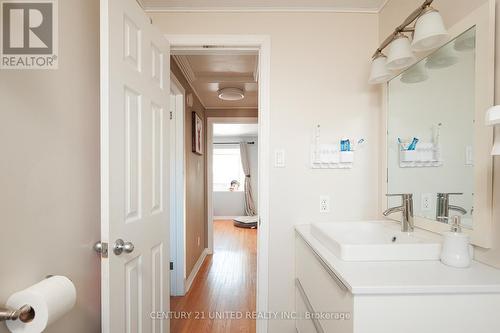 581 Saugeen Crescent, Peterborough (Ashburnham), ON - Indoor Photo Showing Bathroom