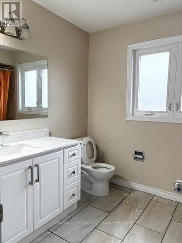 (Upper) - 109 Mountainash Road, Brampton, ON - Indoor Photo Showing Bathroom