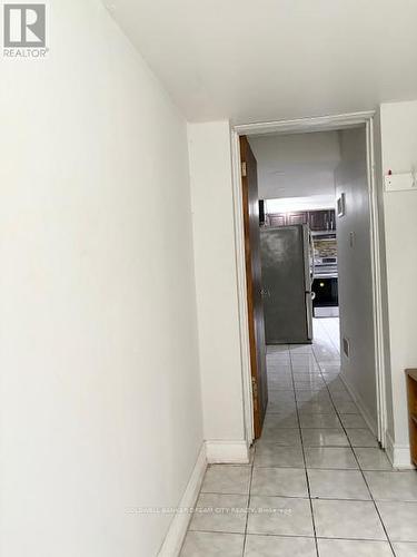 (Bsmt) - 109 Mountainash Road, Brampton, ON - Indoor Photo Showing Other Room