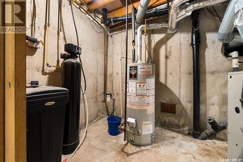 892 Mcniven Avenue, Regina, SK - Indoor Photo Showing Basement