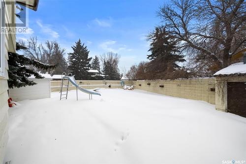 892 Mcniven Avenue, Regina, SK - Outdoor