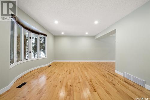 892 Mcniven Avenue, Regina, SK - Indoor Photo Showing Other Room