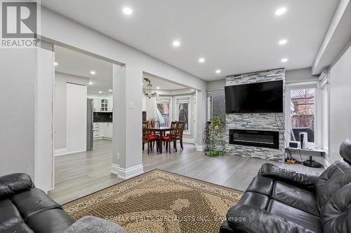 943 Ceremonial Drive, Mississauga, ON - Indoor Photo Showing Living Room With Fireplace