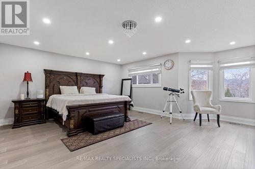 943 Ceremonial Drive, Mississauga, ON - Indoor Photo Showing Bedroom