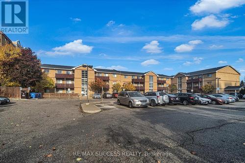 205B - 211 Forum Drive, Mississauga, ON - Outdoor