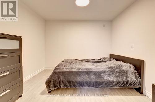 5507 Flatford Road, Mississauga, ON - Indoor Photo Showing Bedroom