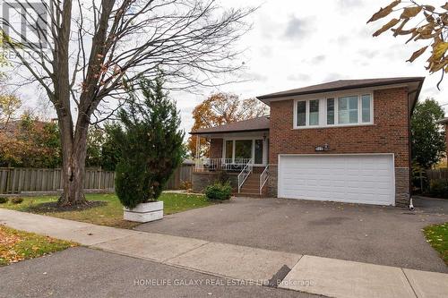 74 Decarie Circle, Toronto, ON - Outdoor