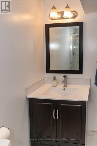 74 Decarie Circle, Toronto, ON - Indoor Photo Showing Bathroom