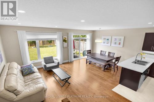 2234 Tribalwood Street, London, ON - Indoor Photo Showing Living Room