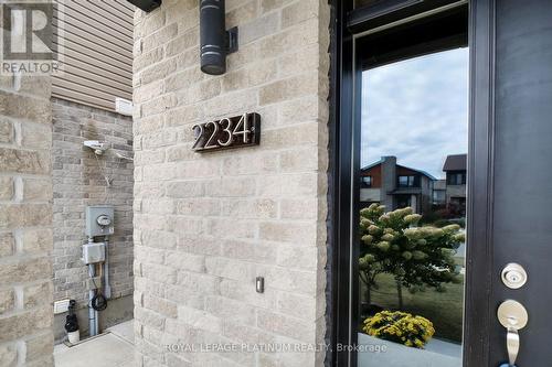 2234 Tribalwood Street, London, ON - Indoor Photo Showing Bathroom