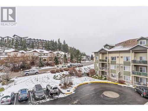 2120 Shannon Ridge Drive Unit# 312, West Kelowna, BC - Outdoor