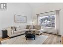 2120 Shannon Ridge Drive Unit# 312, West Kelowna, BC  - Indoor Photo Showing Living Room 