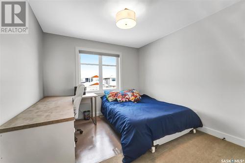 174 Germain Court, Saskatoon, SK - Indoor Photo Showing Bedroom