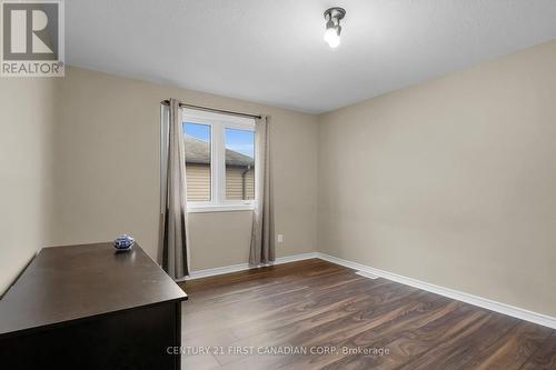 1597 Stackhouse Avenue W, London, ON - Indoor Photo Showing Other Room