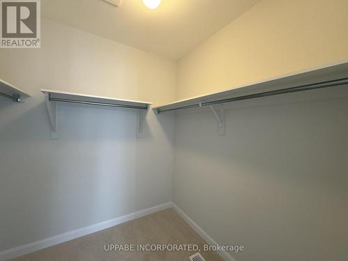 905 Dignity Place, Ottawa, ON - Indoor With Storage