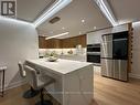 807 - 3900 Yonge Street, Toronto, ON  - Indoor Photo Showing Kitchen With Upgraded Kitchen 