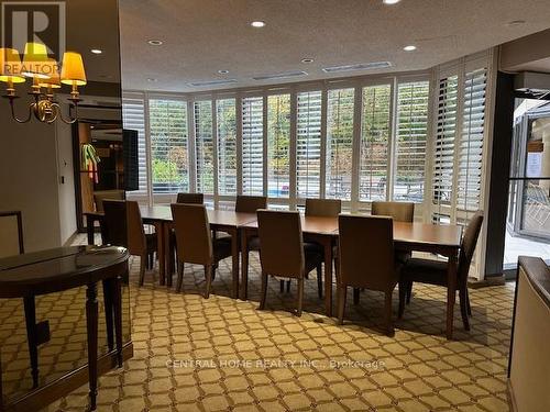 807 - 3900 Yonge Street, Toronto, ON - Indoor Photo Showing Dining Room