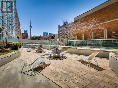 1215 - 96 St Patrick Street, Toronto, ON - Outdoor